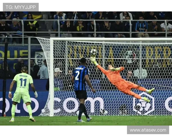 亚马尔与埃里克加西亚正常参加球队训练 亚马尔与埃里克加西亚正常参加球队训练